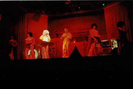 chartbusters.jpg (11352 bytes)